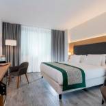 Фотография гостиницы Holiday Inn Naples, an IHG Hotel